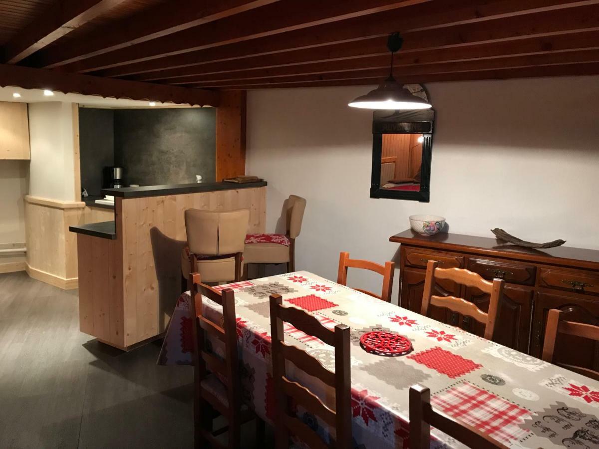Le Saporta- Studios Et Appartements Meubles De Tourisme Ле-Льоран Екстер'єр фото